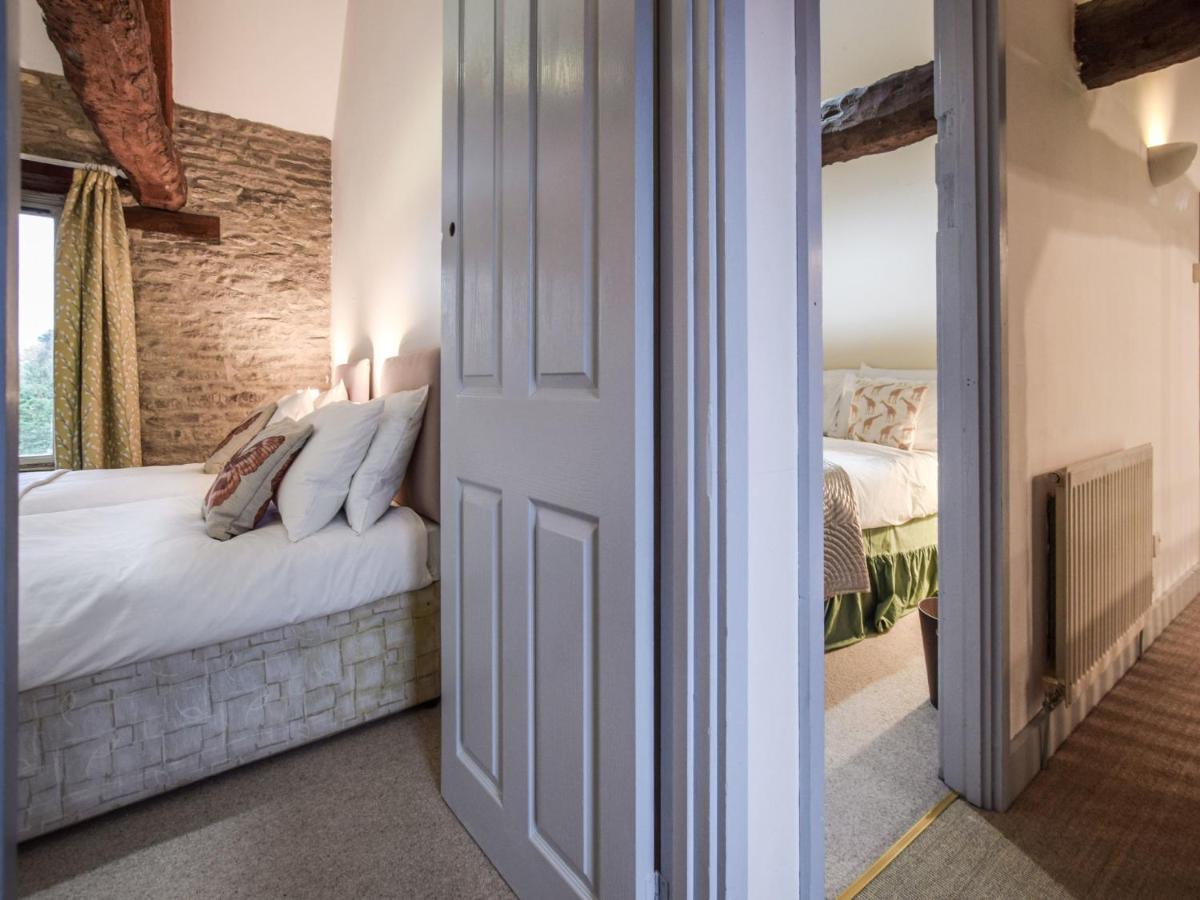 Butts Farm Villa Cirencester Dış mekan fotoğraf